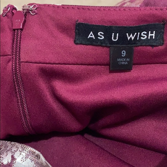 As U Wish burgundy w/ metallic roses lined skirt - Picture 6 of 8